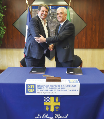 Assinatura-de-geminacao-Le-Blanc-Mesnil_Aguiar-da-Beira