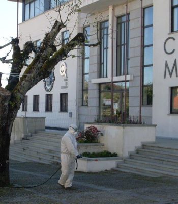 Covid-19_desinfecao-de-espacos-publicos-1-1