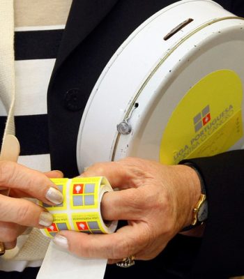 jnpt311009jmPeditorio da liga contra o cancro nas instalacoes do sup